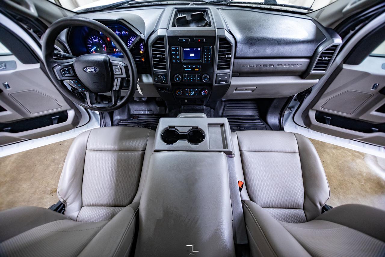 2021 Ford F-350 4x4 Crew Cab XL Deck BCam Red Deer AB