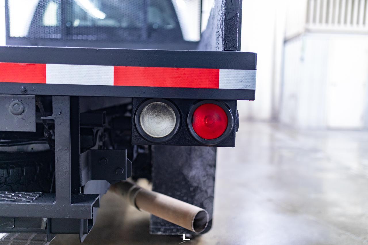 2021 Ford F-350 4x4 Crew Cab XL Deck BCam Red Deer AB