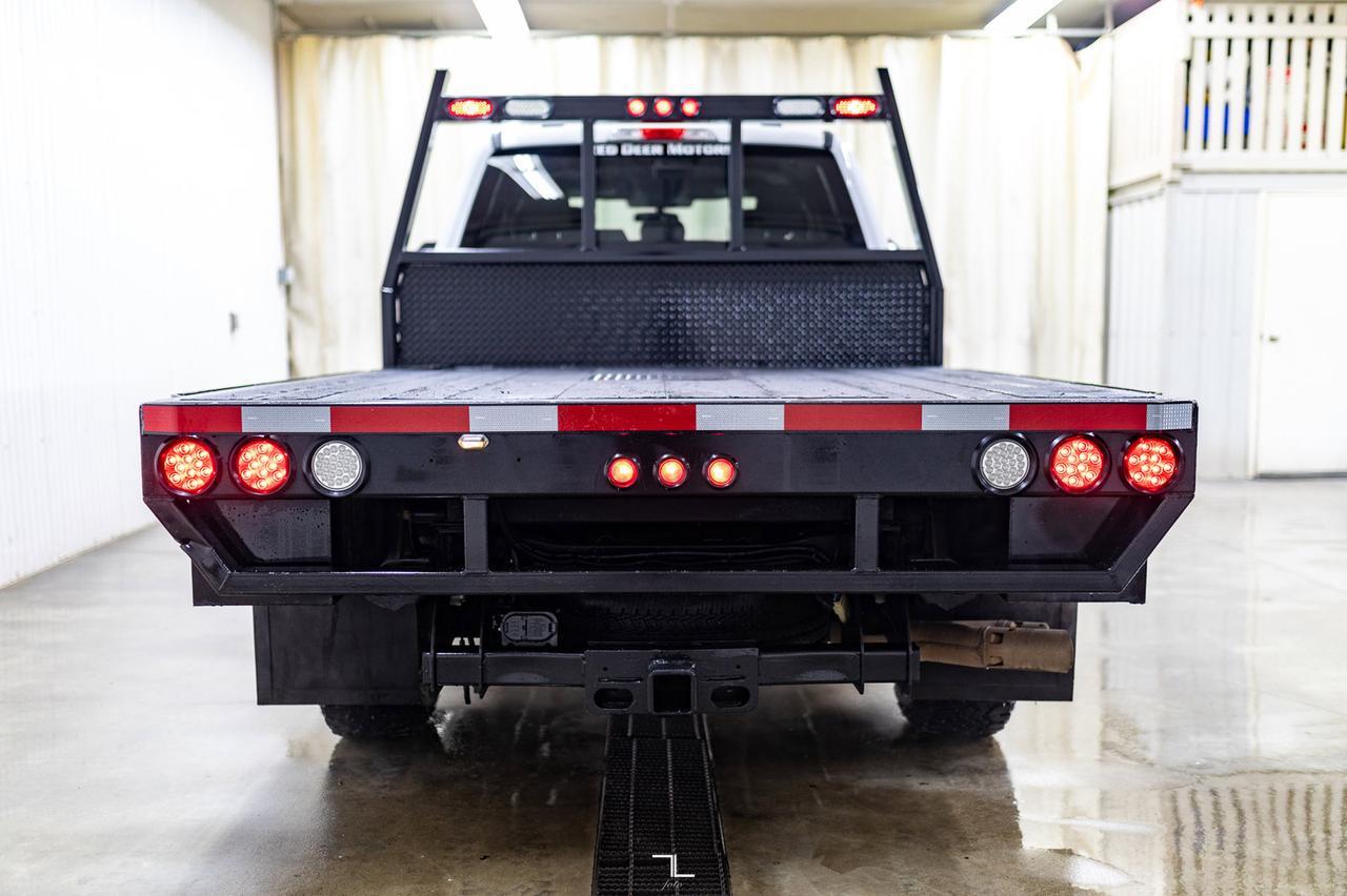 2021 Ford F-350 4x4 Crew Cab XLT Deck Diesel PSeat Red Deer AB