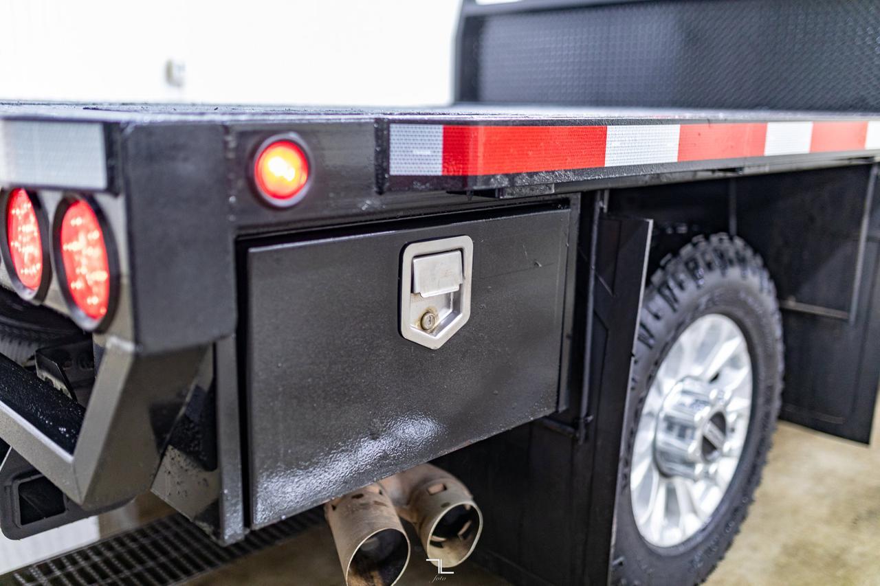 2021 Ford F-350 4x4 Crew Cab XLT Deck Diesel PSeat Red Deer AB