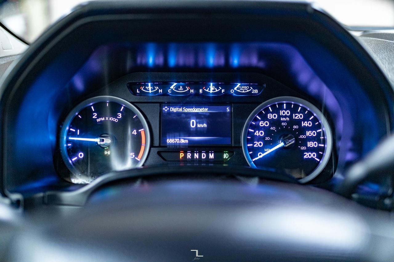 2021 Ford F-350 4x4 Crew Cab XLT Deck Diesel PSeat Red Deer AB