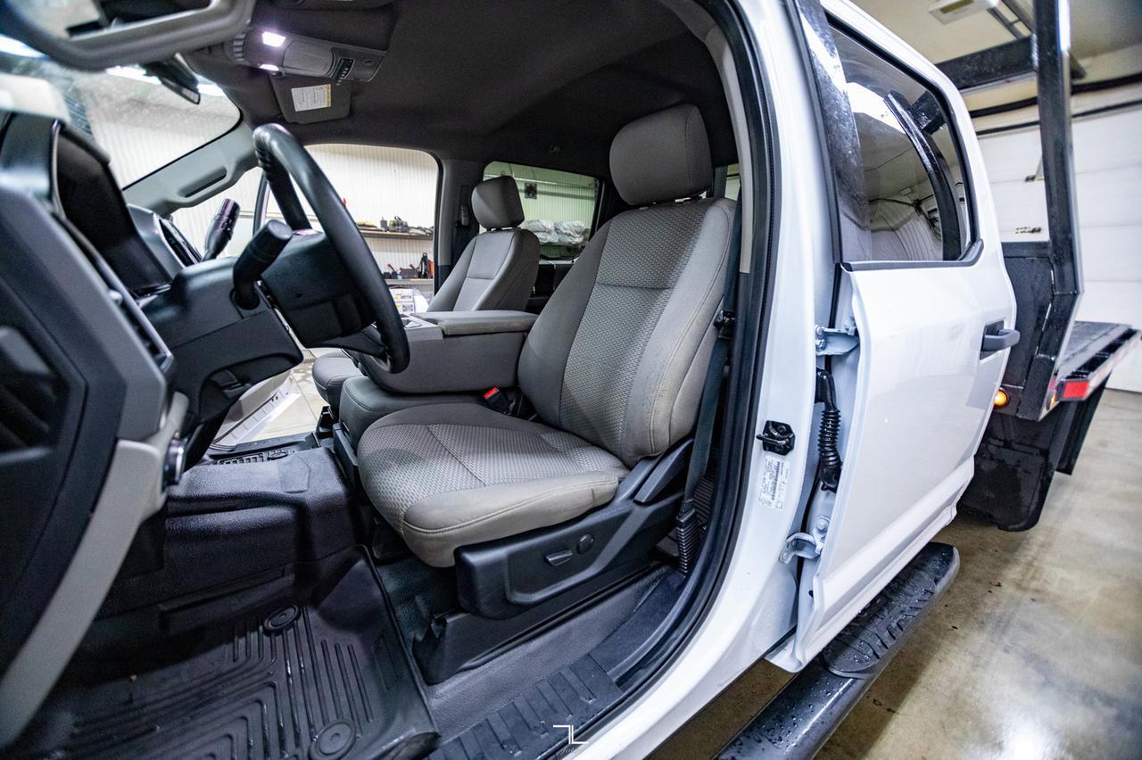 2021 Ford F-350 4x4 Crew Cab XLT Deck Diesel PSeat Red Deer AB