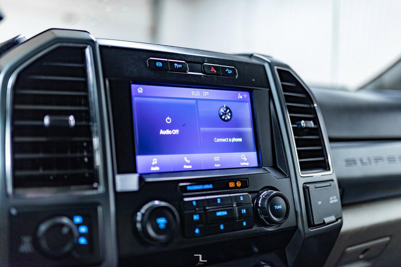 2021 Ford F-350 4x4 Crew Cab XLT Deck Diesel Red Deer AB