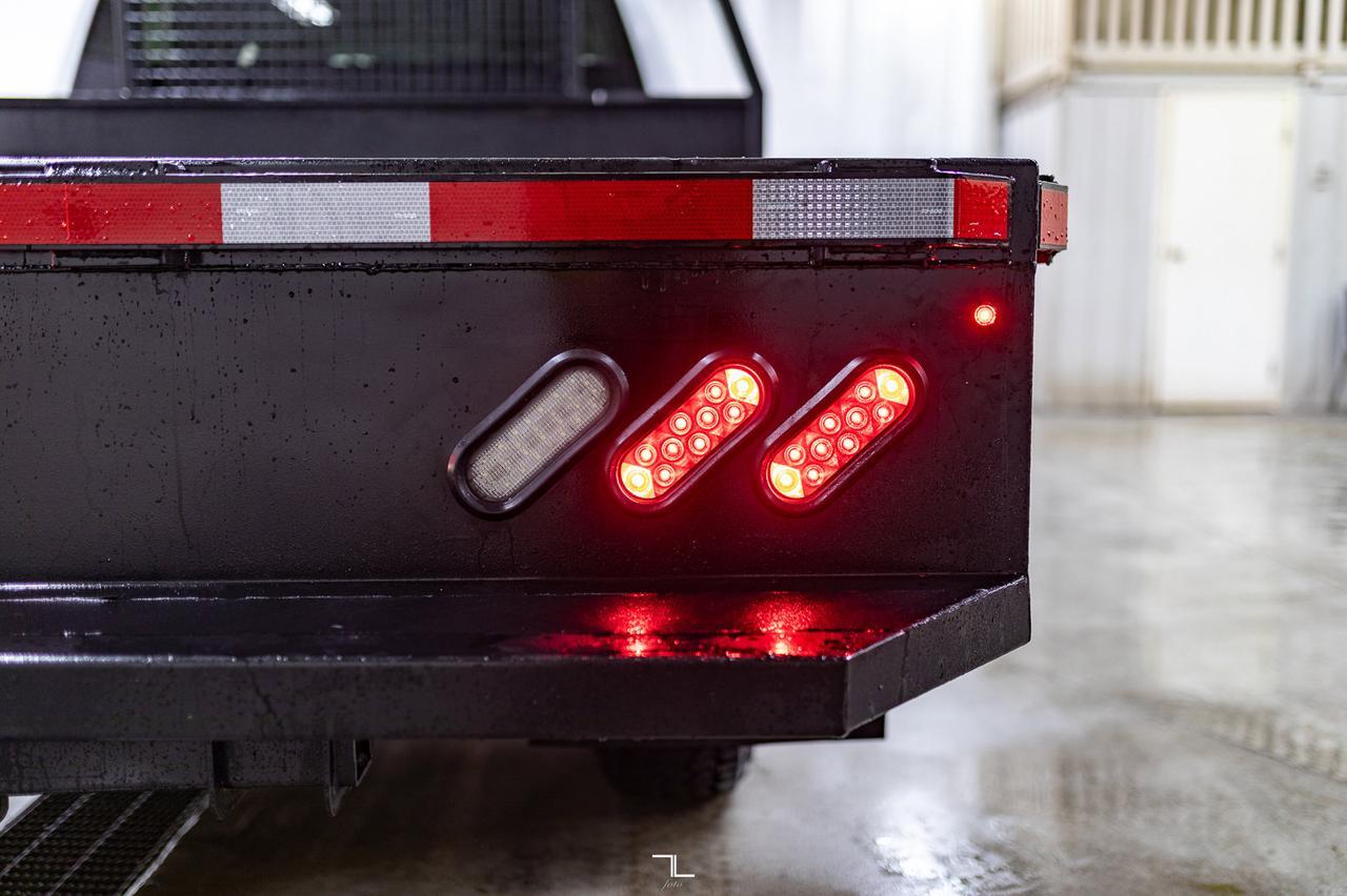 2021 Ford F-350 4x4 Crew Cab XLT Deck Diesel Red Deer AB