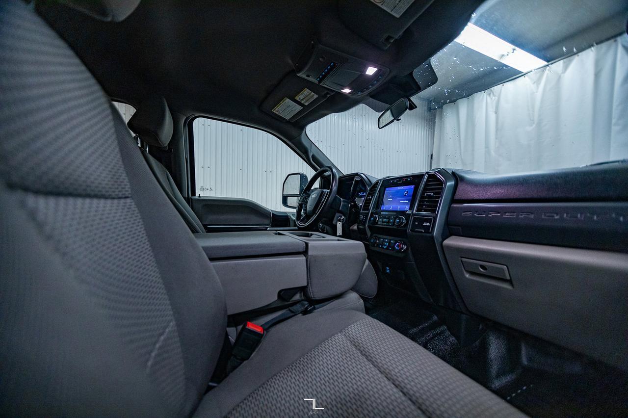 2021 Ford F-350 4x4 Crew Cab XLT Deck Diesel Red Deer AB