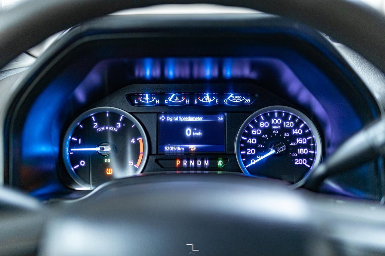 2021 Ford F-350 4x4 Crew Cab XLT Deck Diesel Red Deer AB