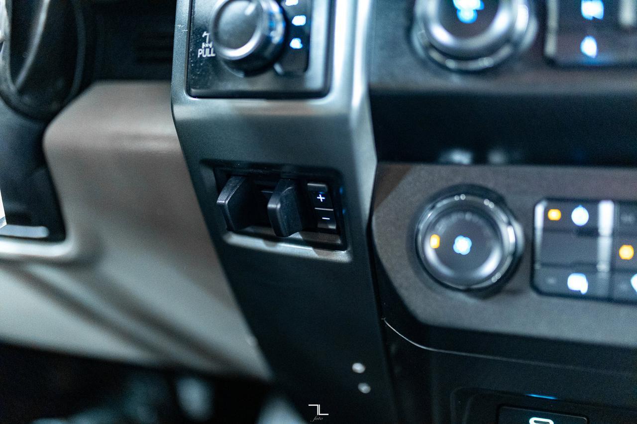 2021 Ford F-350 4x4 Crew Cab XLT Deck Diesel Red Deer AB