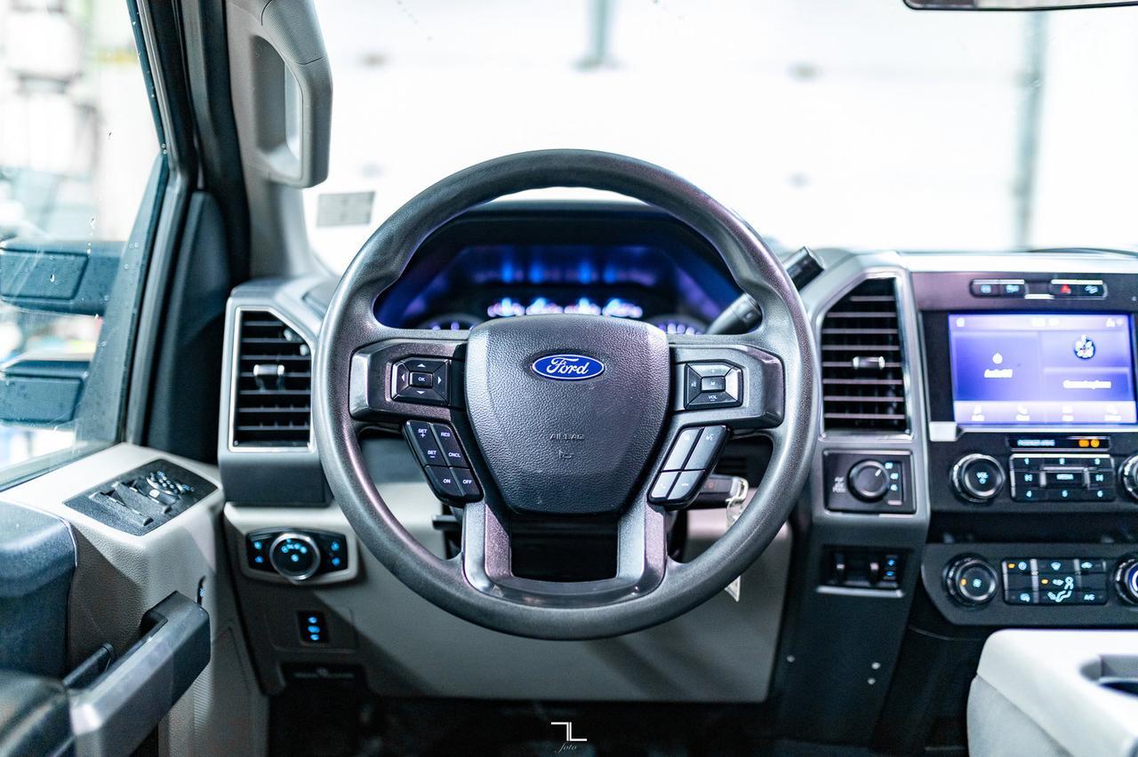 2021 Ford F-350 4x4 Crew Cab XLT Deck Diesel Red Deer AB