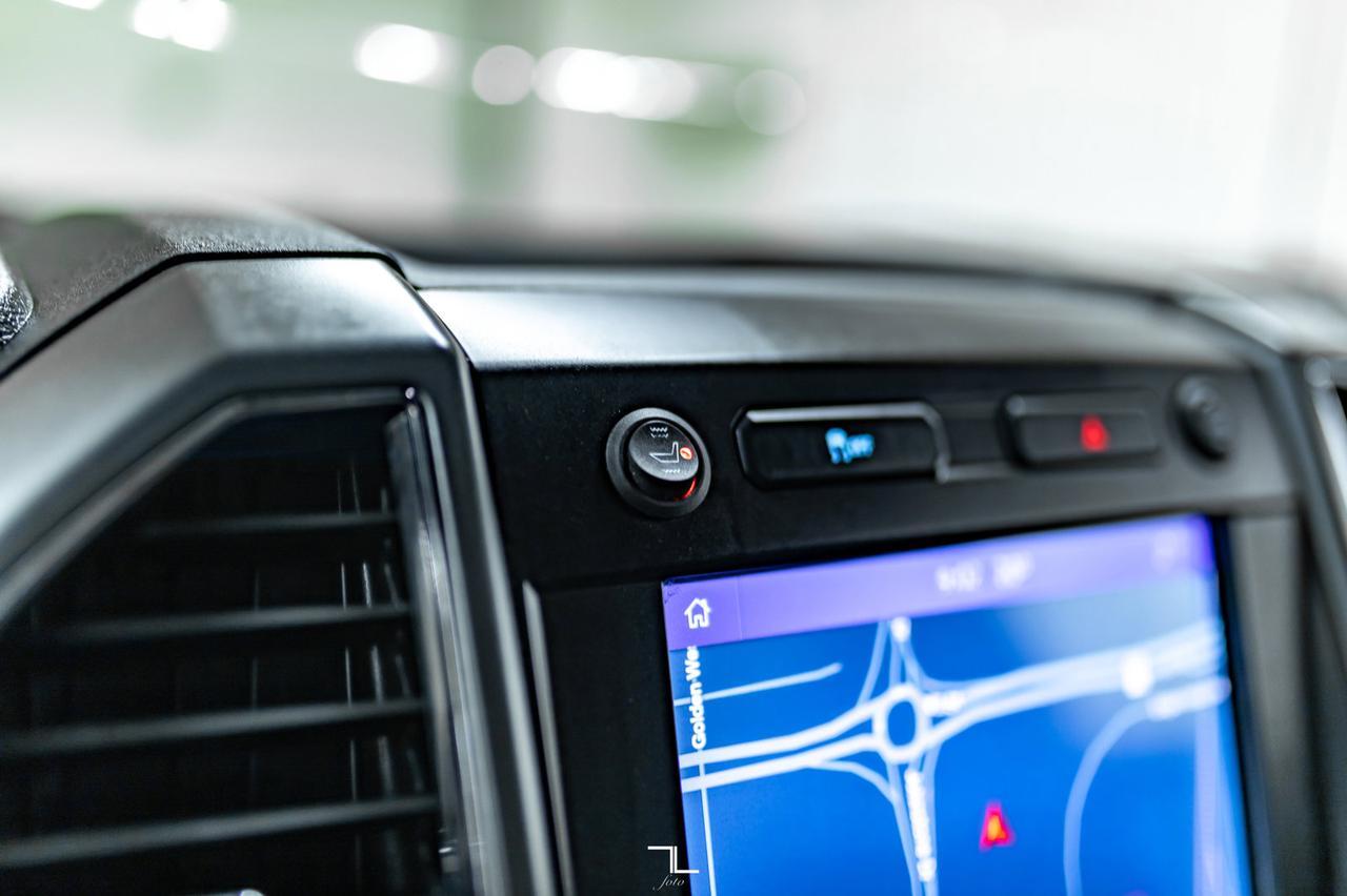 2021 Ford F-350 4x4 Crew Cab XLT Deck Leather Nav Red Deer AB