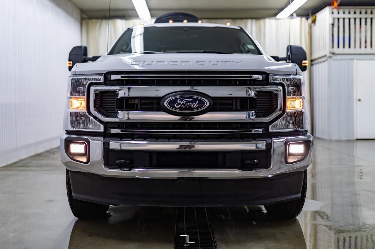 2021 Ford F-350 4x4 Crew Cab XLT Deck Leather Nav Red Deer AB