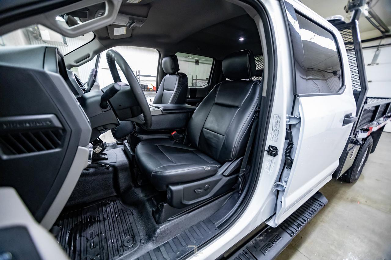 2021 Ford F-350 4x4 Crew Cab XLT Deck Leather Nav Red Deer AB