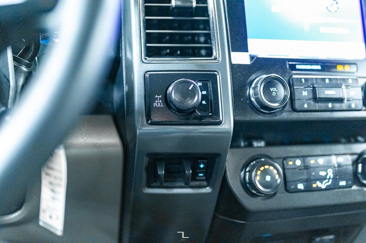 2021 Ford F-350 4x4 Crew Cab XLT Deck Red Deer AB