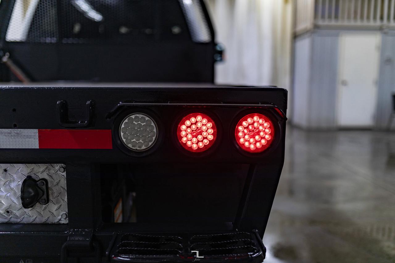 2021 Ford F-350 4x4 Crew Cab XLT Deck Red Deer AB