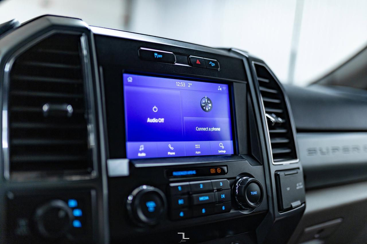 2021 Ford F-350 4x4 Crew Cab XLT Deck Red Deer AB