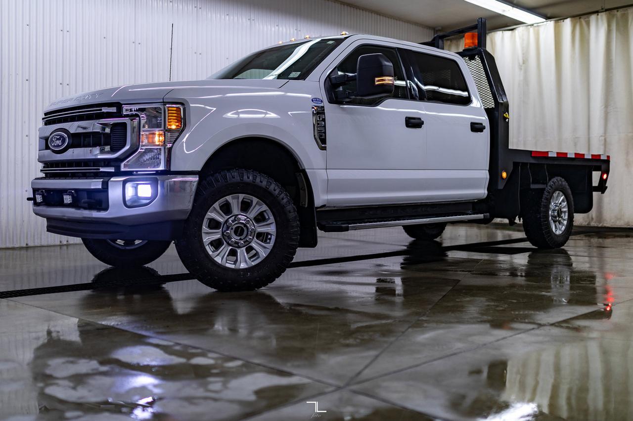 2021 Ford F-350 4x4 Crew Cab XLT Deck Red Deer AB