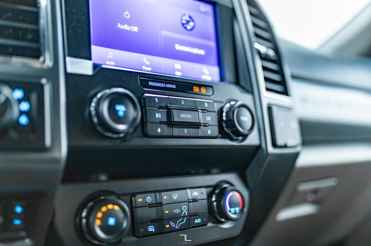 2021 Ford F-350 4x4 Crew Cab XLT Deck Red Deer AB