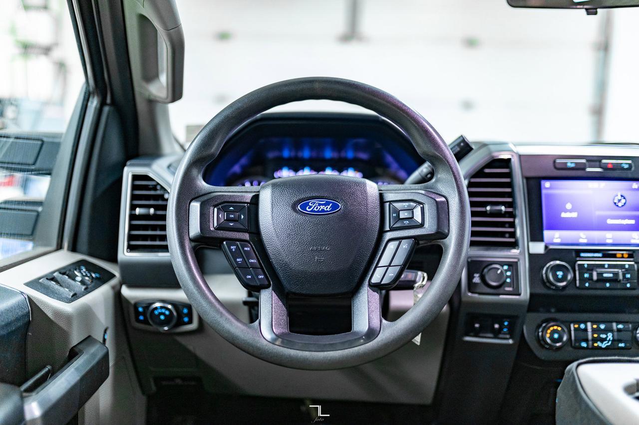 2021 Ford F-350 4x4 Crew Cab XLT Deck Red Deer AB