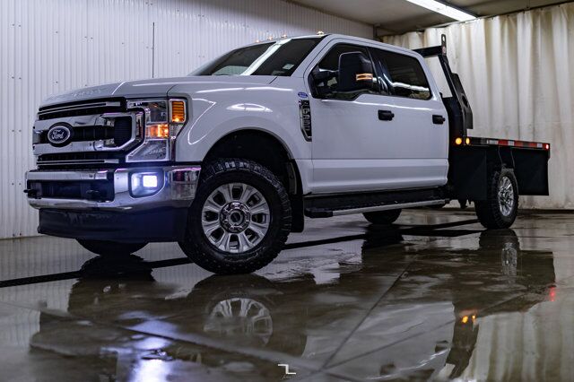 2021 Ford F-350 4x4 Crew Cab XLT Deck Red Deer AB