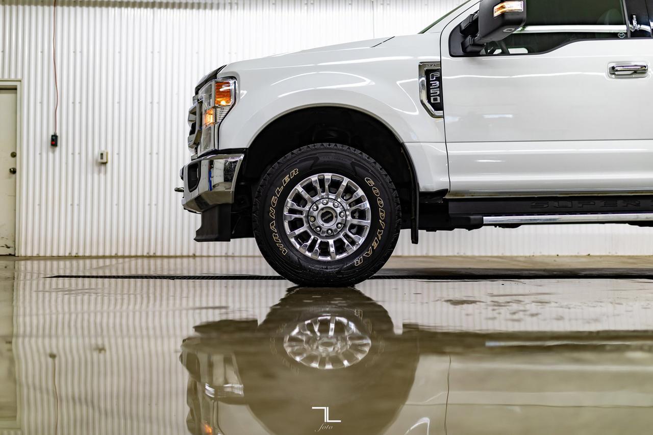 2021 Ford F-350 4x4 Crew Cab XLT FX4 BCam Heated Seats Red Deer AB