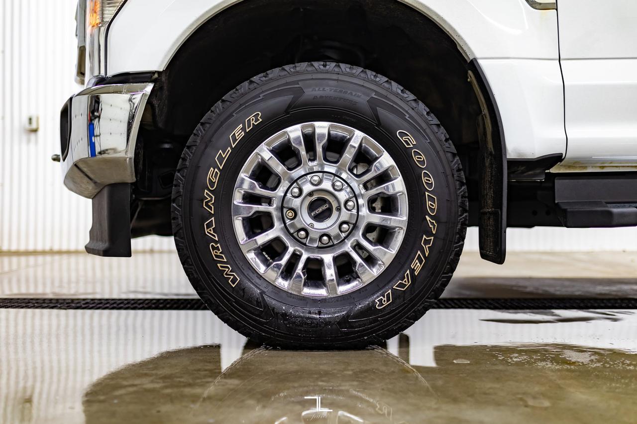 2021 Ford F-350 4x4 Crew Cab XLT FX4 BCam Heated Seats Red Deer AB