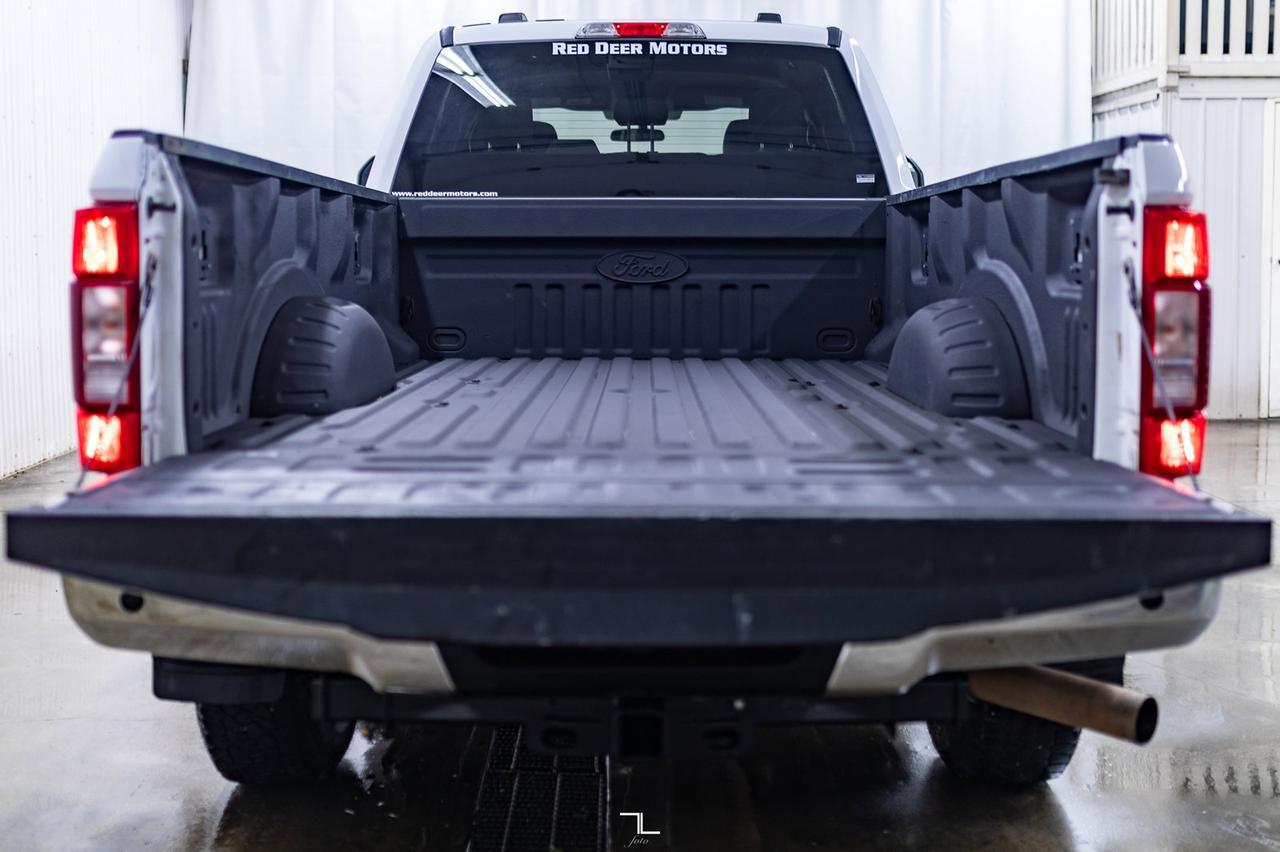 2021 Ford F-350 4x4 Crew Cab XLT FX4 BCam Red Deer AB