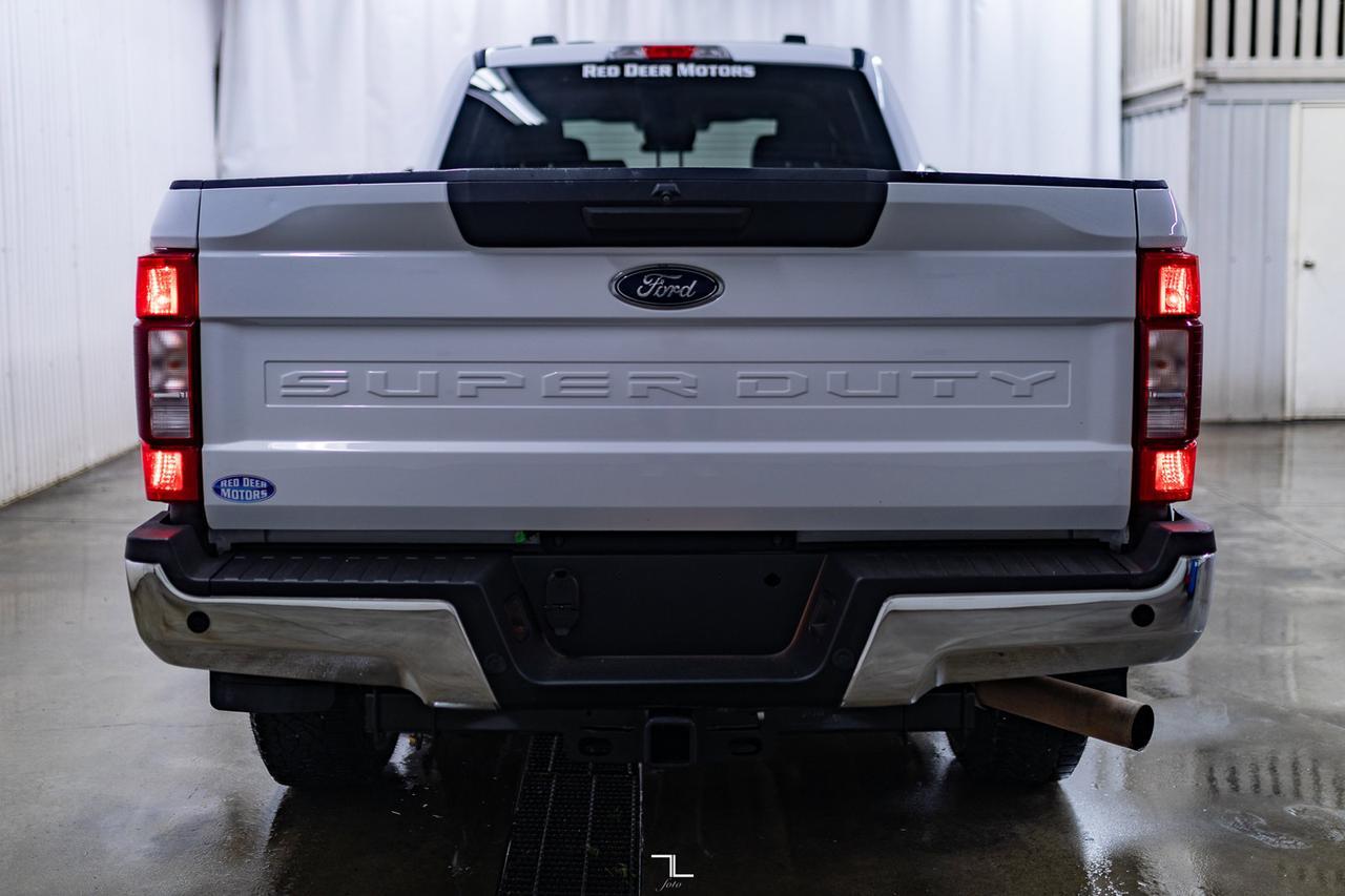 2021 Ford F-350 4x4 Crew Cab XLT FX4 BCam Red Deer AB