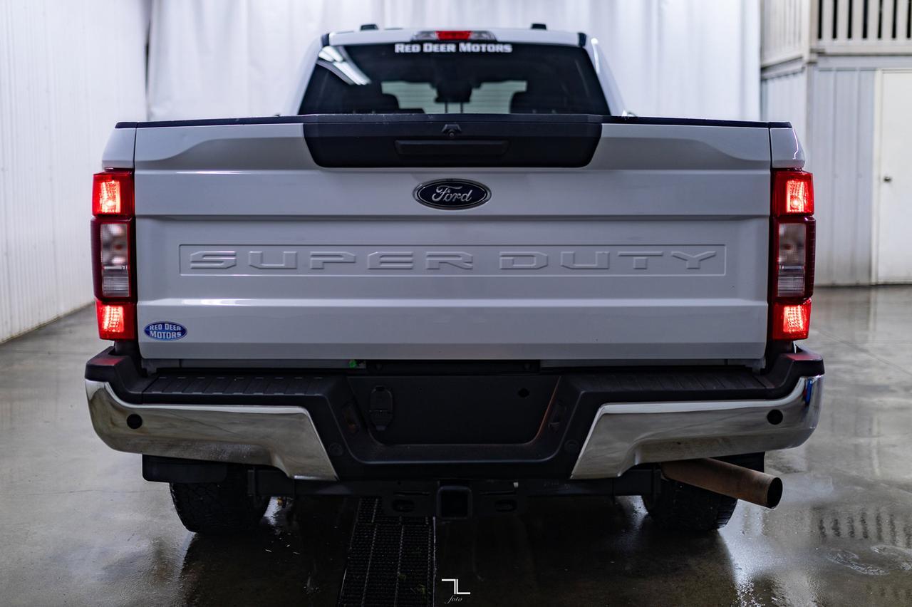 2021 Ford F-350 4x4 Crew Cab XLT FX4 BCam Red Deer AB