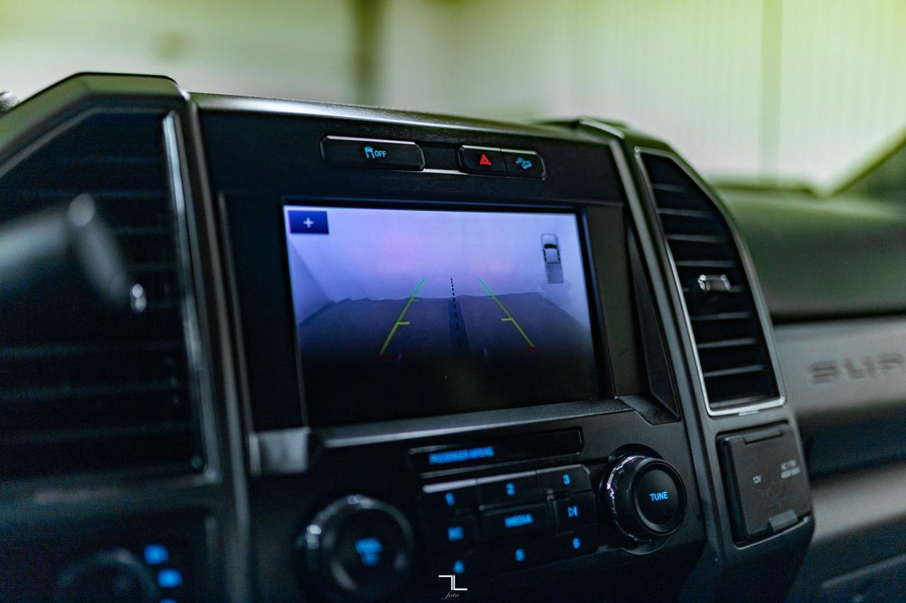 2021 Ford F-350 4x4 Crew Cab XLT FX4 BCam Red Deer AB