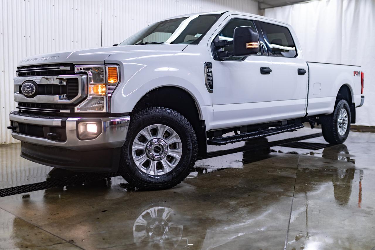 2021 Ford F-350 4x4 Crew Cab XLT FX4 BCam Red Deer AB