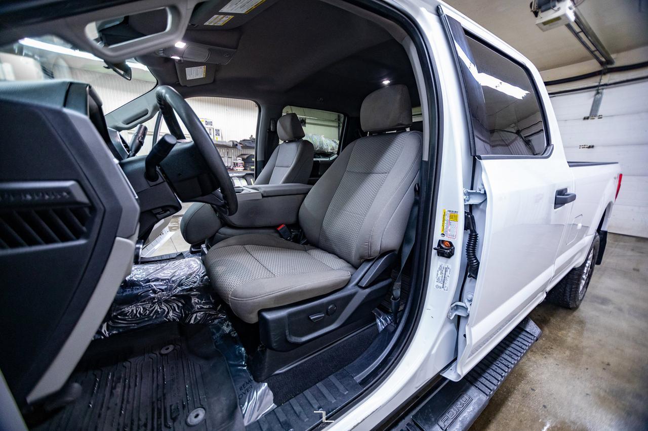 2021 Ford F-350 4x4 Crew Cab XLT FX4 BCam Red Deer AB