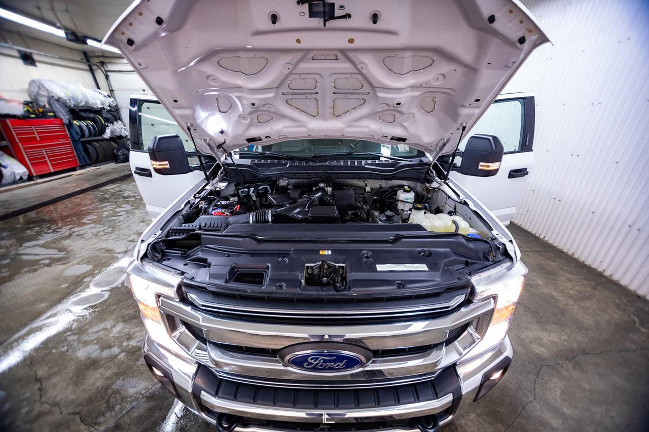 2021 Ford F-350 4x4 Crew Cab XLT FX4 BCam Red Deer AB