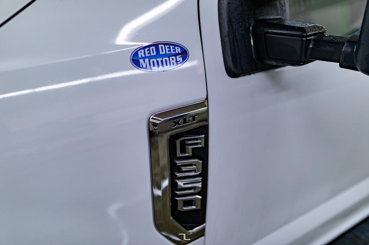 2021 Ford F-350 4x4 Crew Cab XLT FX4 Longbox BCam Red Deer AB