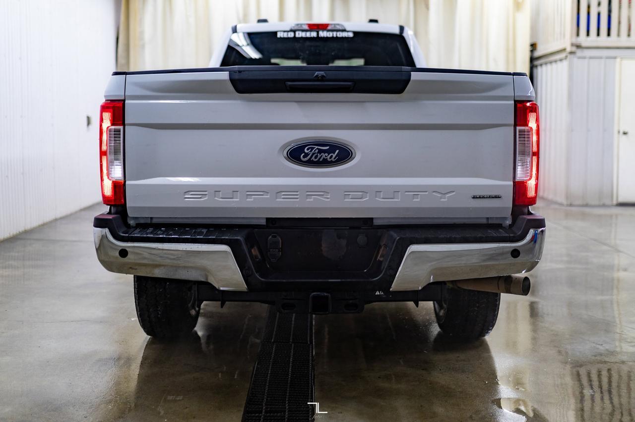 2021 Ford F-350 4x4 Crew Cab XLT FX4 Longbox BCam Red Deer AB