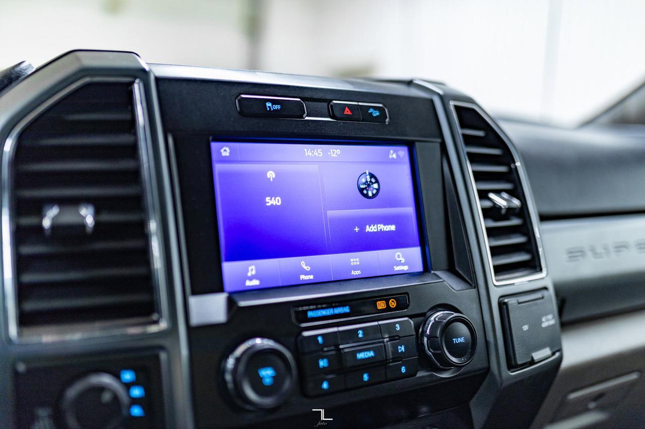 2021 Ford F-350 4x4 Crew Cab XLT FX4 Longbox BCam Red Deer AB