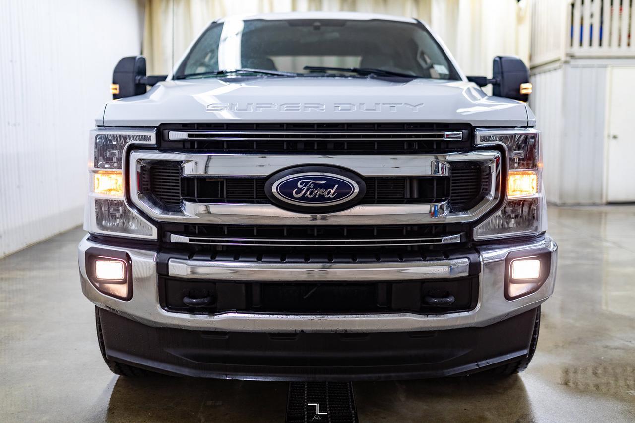 2021 Ford F-350 4x4 Crew Cab XLT FX4 Longbox BCam Red Deer AB