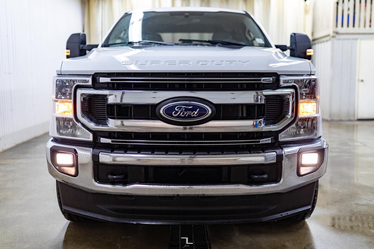 2021 Ford F-350 4x4 Crew Cab XLT FX4 Longbox BCam Red Deer AB