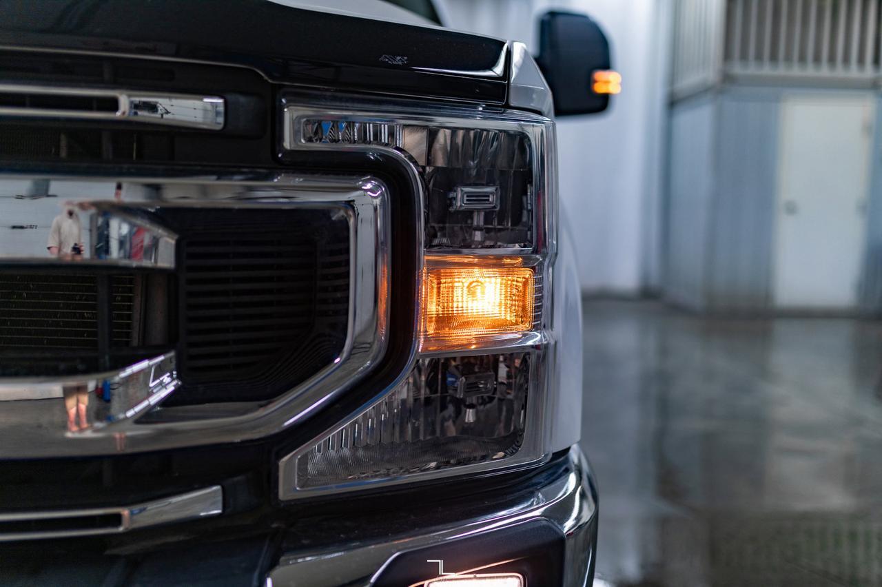 2021 Ford F-350 4x4 Crew Cab XLT FX4 Longbox Diesel Red Deer AB