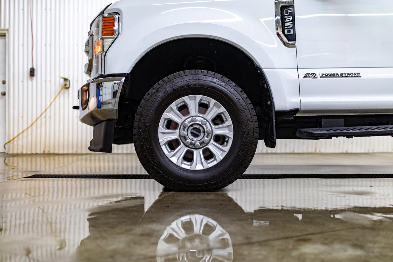 2021 Ford F-350 4x4 Crew Cab XLT FX4 Longbox Diesel Red Deer AB