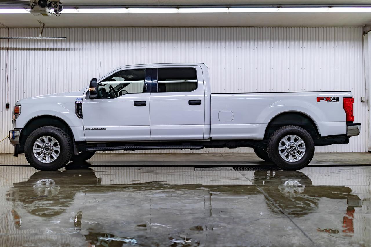 2021 Ford F-350 4x4 Crew Cab XLT FX4 Longbox Diesel Red Deer AB