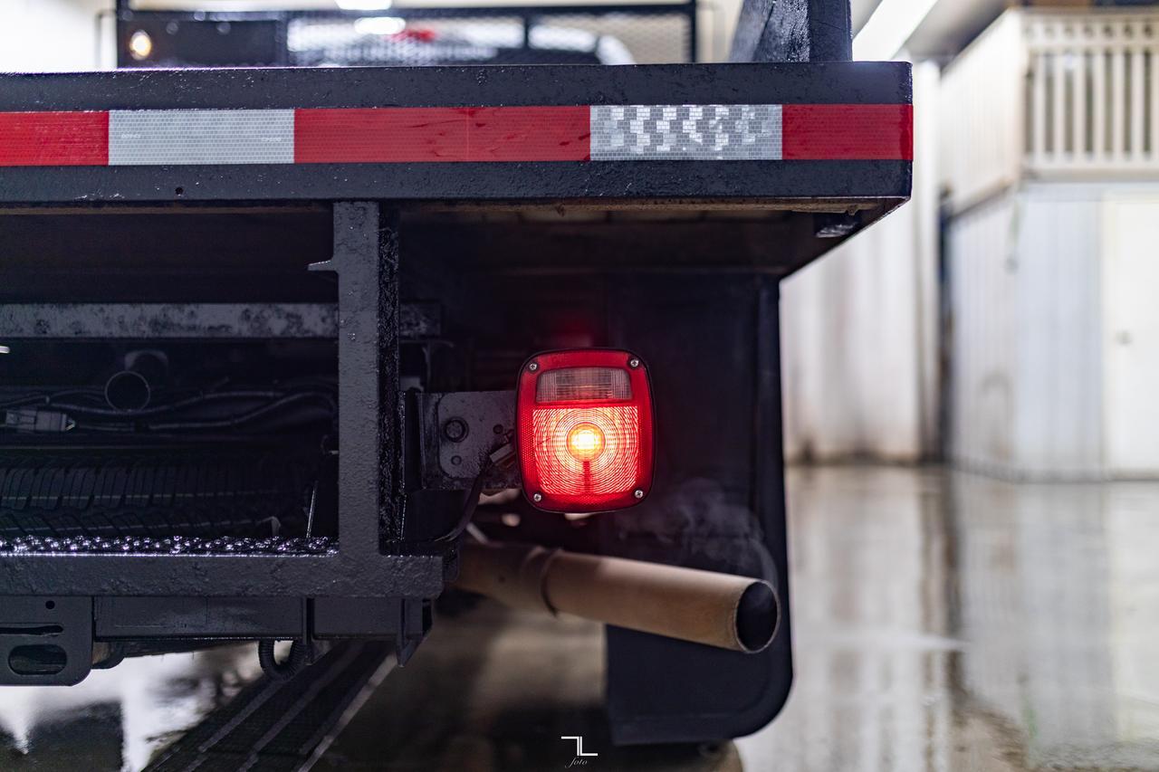 2021 Ford F-350 4x4 Crew Cab XLT Longbox Deck Red Deer AB