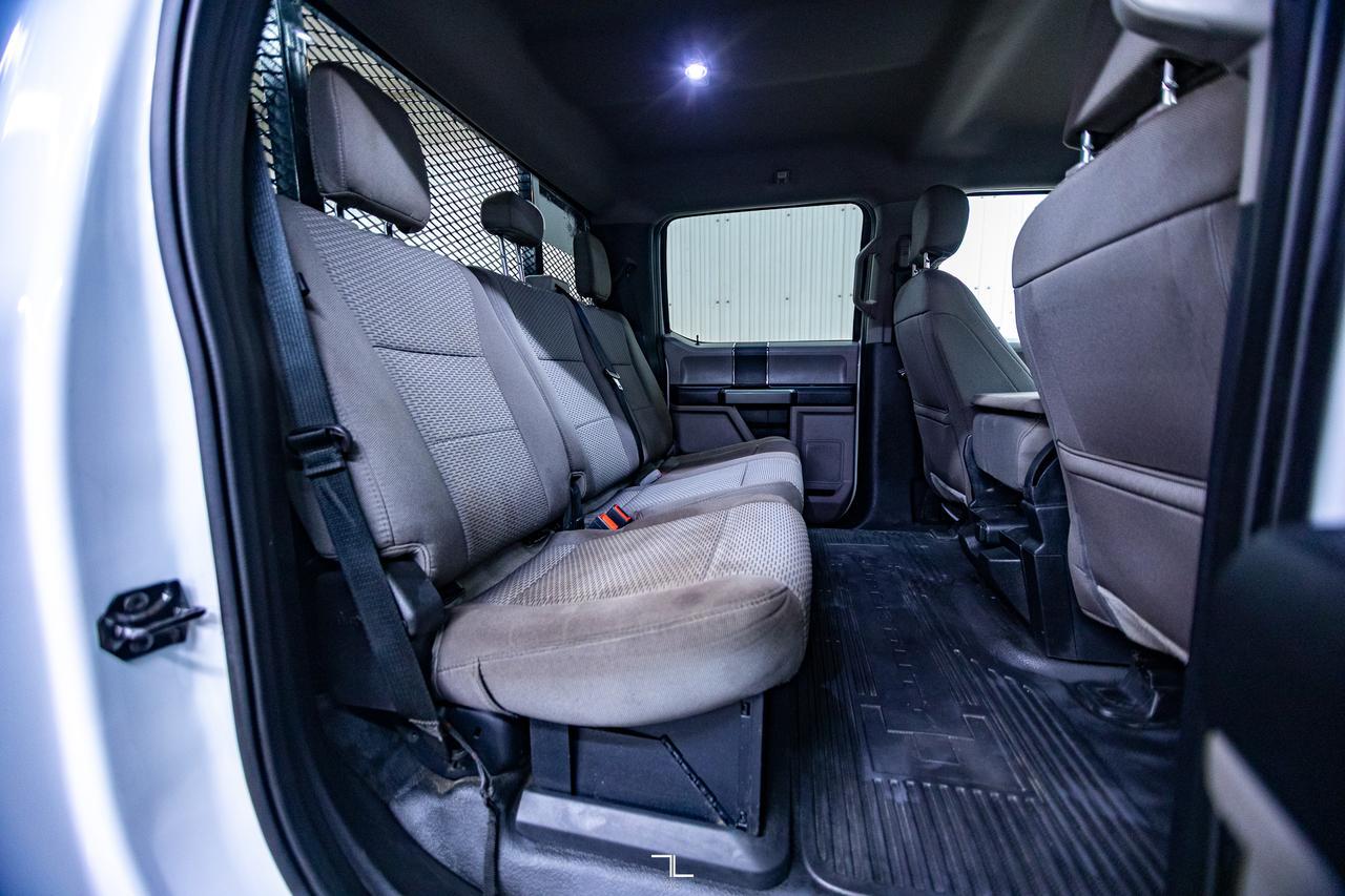 2021 Ford F-350 4x4 Crew Cab XLT Longbox Deck Red Deer AB