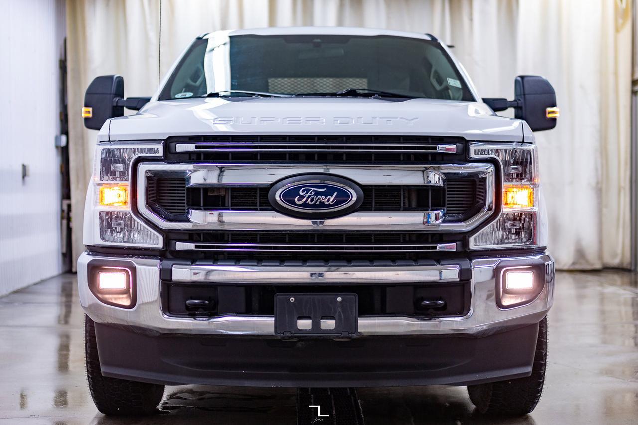 2021 Ford F-350 4x4 Crew Cab XLT Longbox Deck Red Deer AB
