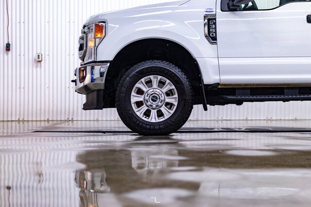 2021 Ford F-350 4x4 Crew Cab XLT Longbox Deck Red Deer AB