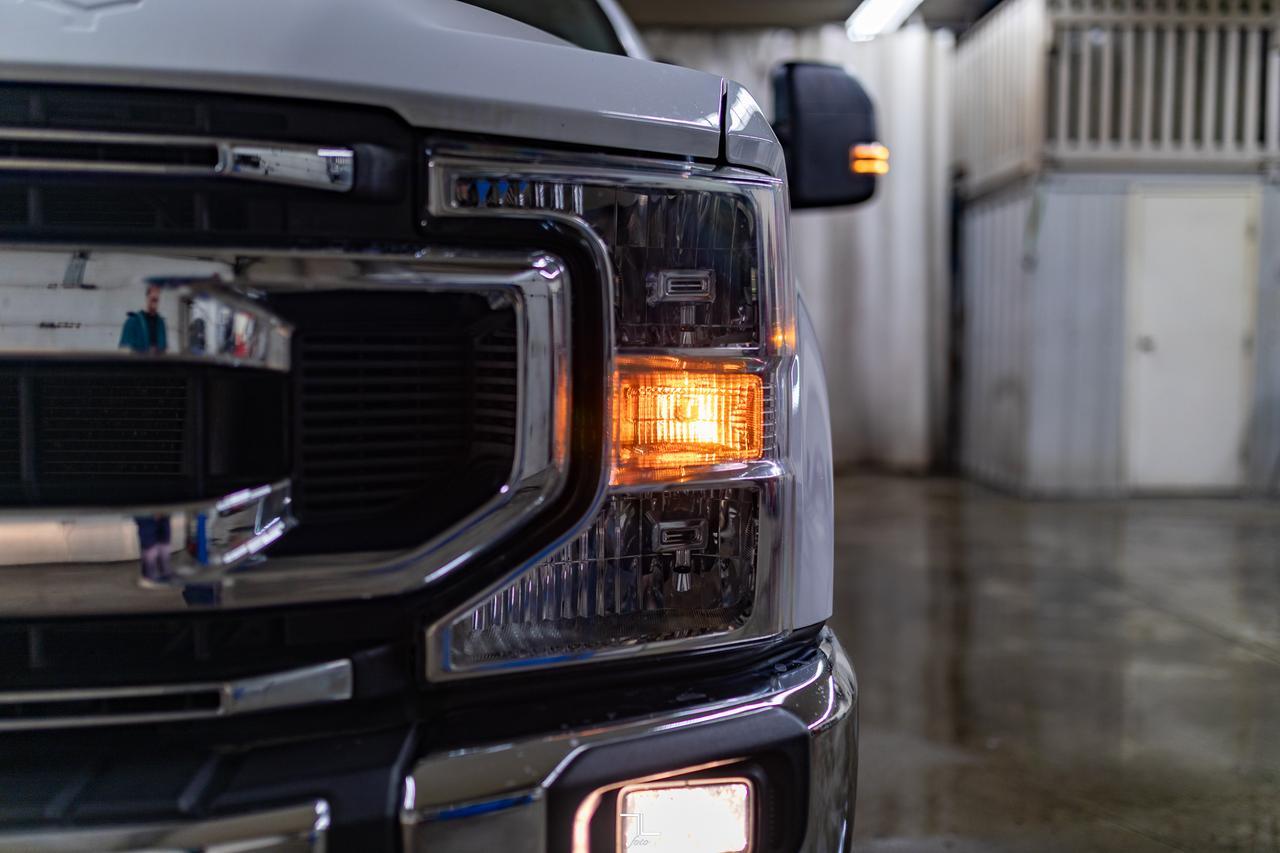 2021 Ford F-350 4x4 Crew Cab XLT Longbox Deck Red Deer AB