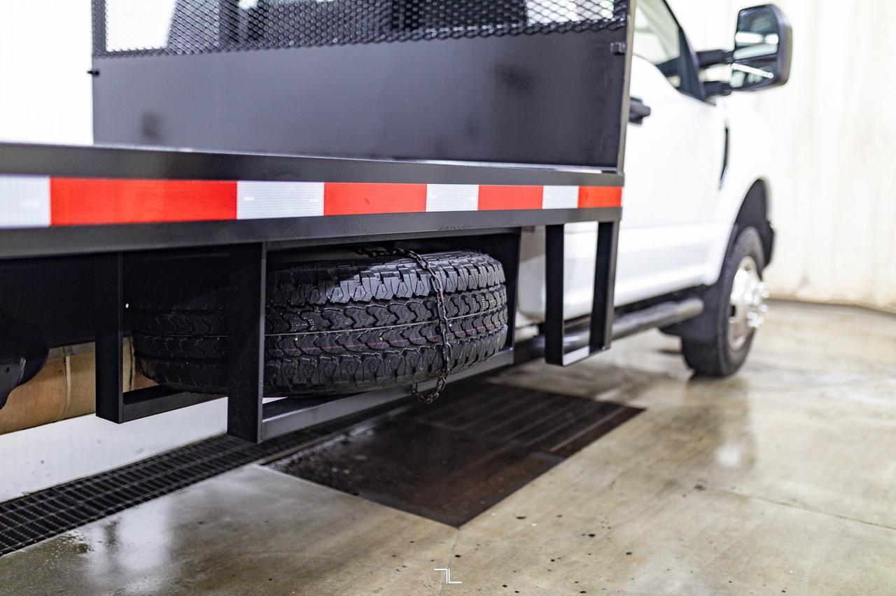 2021 Ford F-350 4x4 Reg Cab XL Deck BCam Red Deer AB