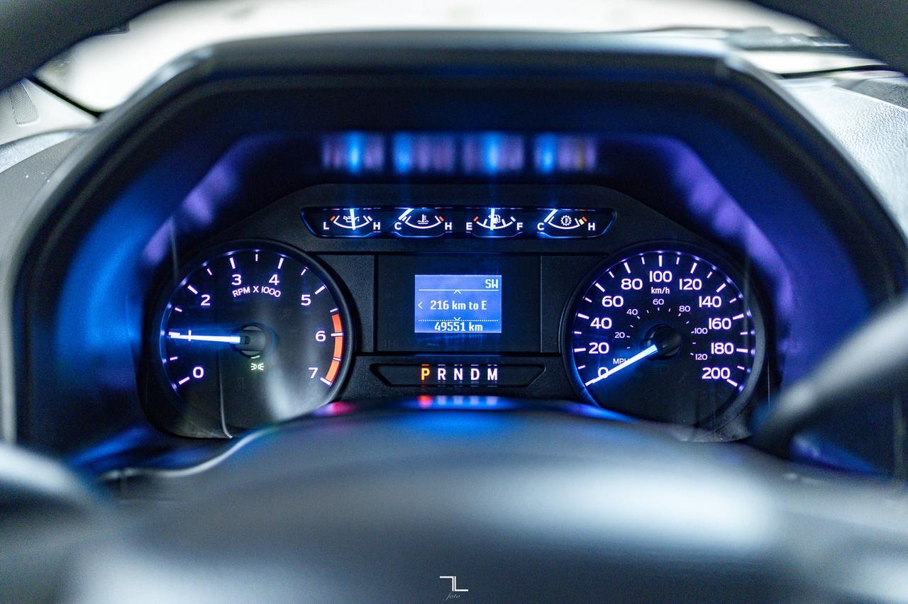 2021 Ford F-350 4x4 Reg Cab XL Deck BCam Red Deer AB