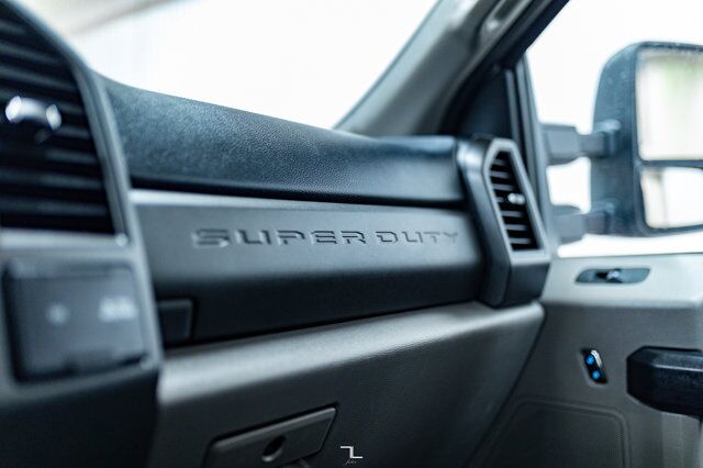 2021 Ford F-350 4x4 Reg Cab XL Deck BCam Red Deer AB