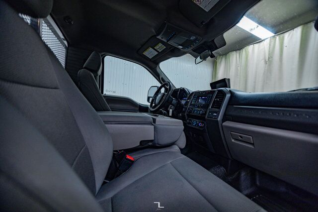 2021 Ford F-350 4x4 Reg Cab XL Deck BCam Red Deer AB