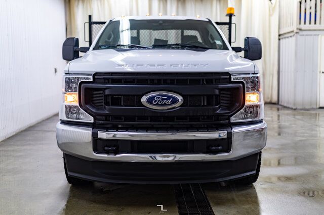 2021 Ford F-350 4x4 Reg Cab XL Deck BCam Red Deer AB