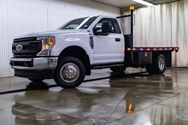 2021 Ford F-350 4x4 Reg Cab XL Deck BCam Red Deer AB